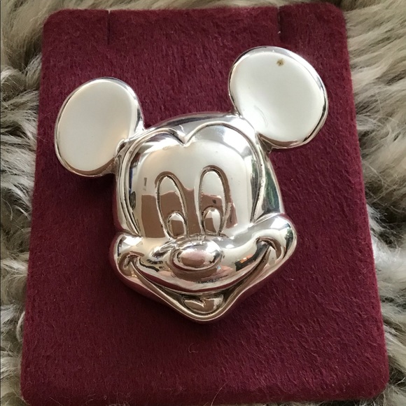 Collectors wanted Vintage Mickey Mouse Pin 1989 - Picture 3 of 8